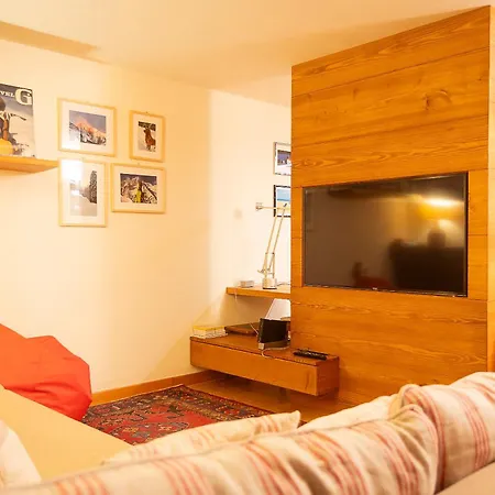 Maison Villair - *